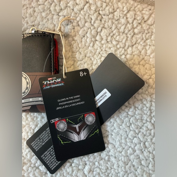 Loungefly Marvel Thor love and thunder glows in dark wallet NWT - Picture 5 of 7